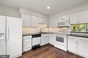 2821 Madeira Ct, Woodbridge, VA 22192 - Photo 7