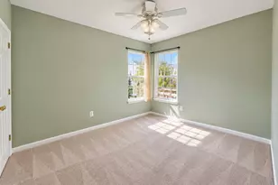 14263 Town Commons Way, Gainesville, VA 20155 - Photo 15