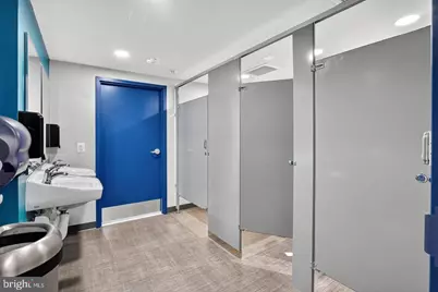 8225 Barrett Drive, Manassas, VA 20109 - Photo 19