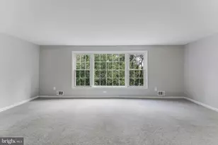 1202 Fox Run Pl, Woodbridge, VA 22191 - Photo 11