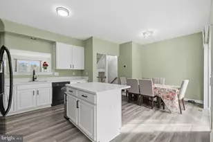 14216 Madrigal Dr, Woodbridge, VA 22193 - Photo 13