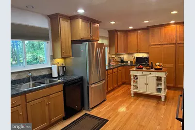 16063 Laconia Circle, Woodbridge, VA 22191 - Photo 19