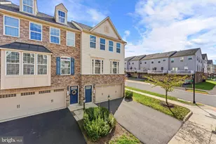 7011 Darbey Knoll Dr, Gainesville, VA 20155 - Photo 7