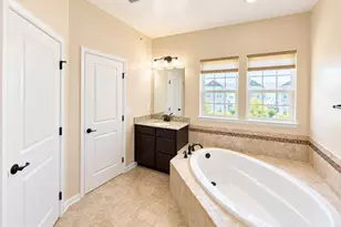 7857 Culloden Crest Ln, Gainesville, VA 20155 - Photo 11