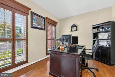 8121 Willingboro Court, Gainesville, VA 20155 - Photo 7