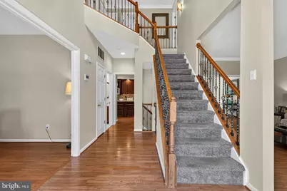 8121 Willingboro Court, Gainesville, VA 20155 - Photo 5