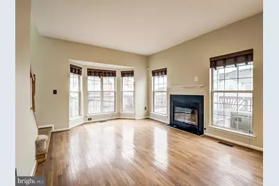 16780 Brandy Moor Loop, Woodbridge, VA 22191 - Photo 7