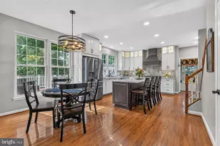 8147 Cancun Ct, Gainesville, VA 20155 - Photo 11