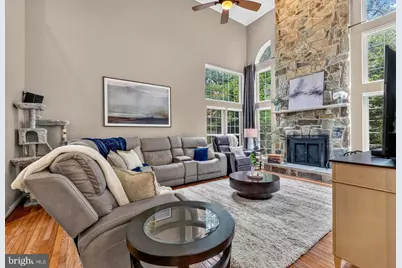 8147 Cancun Court, Gainesville, VA 20155 - Photo 17