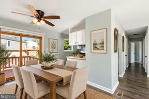 5625 Roundtree Dr, Woodbridge, VA 22193 - Photo 11