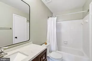 5625 Roundtree Dr, Woodbridge, VA 22193 - Photo 29