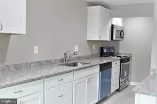 13201 Putnam Cir, Woodbridge, VA 22191 - Photo 5