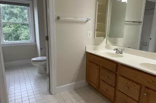3650 Thomasson Crossing Dr, Triangle, VA 22172 - Photo 9