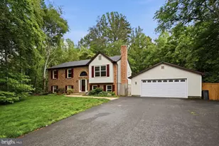 8915 Helen St, Manassas, VA 20112 - Photo 1