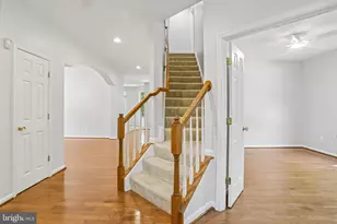 15230 Lord Culpeper Ct, Woodbridge, VA 22191 - Photo 5
