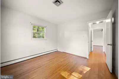 8156 Claremont Street, Manassas, VA 20110 - Photo 41