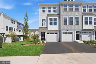 8923 Queensferry Rd, Manassas, VA 20112 - Photo 1