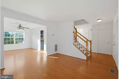 5957 Reaves Lane, Woodbridge, VA 22193 - Photo 5
