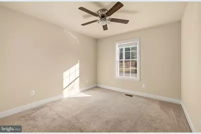 8112 Leland Road, Manassas, VA 20111 - Photo 19