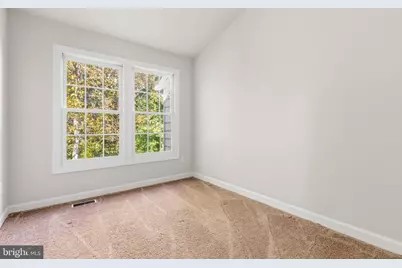 12143 Abbey Glen Court, Woodbridge, VA 22192 - Photo 23