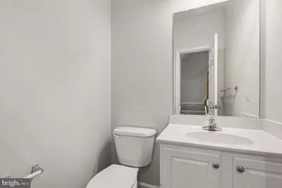 16759 Shingle Oak Drive, Woodbridge, VA 22191 - Photo 15