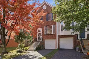 9729 Cheshire Ridge Cir, Manassas, VA 20110 - Photo 1