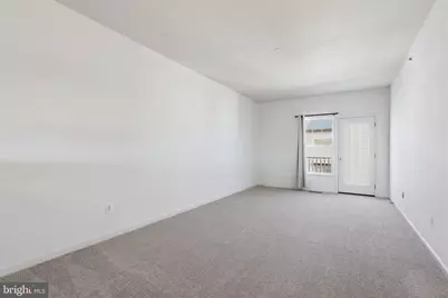 7947 Crescent Park Drive, Gainesville, VA 20155 - Photo 17