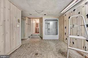 934 Commander Dr, Roanoke, VA 24019 - Photo 57