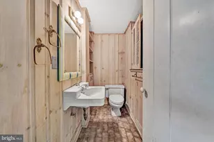 934 Commander Dr, Roanoke, VA 24019 - Photo 53