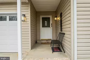 2395 Hopkins Dr, Mc Gaheysville, VA 22840 - Photo 5