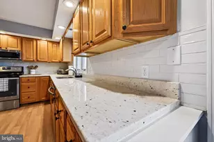 3229 Hopkins Dr, Mc Gaheysville, VA 22840 - Photo 9