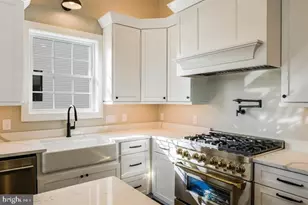 8341 Rock Creek Rd, Mc Gaheysville, VA 22840 - Photo 17