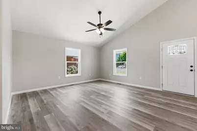 340 W Fairfax Avenue, Elkton, VA 22827 - Photo 15