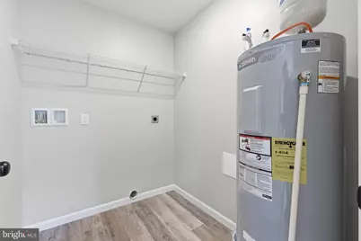 340 W Fairfax Avenue, Elkton, VA 22827 - Photo 31