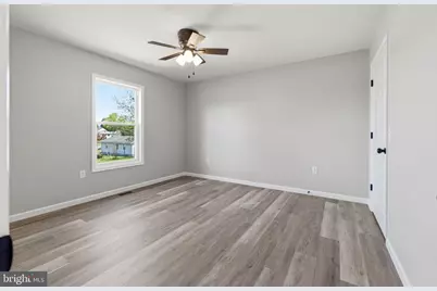 340 W Fairfax Avenue, Elkton, VA 22827 - Photo 27