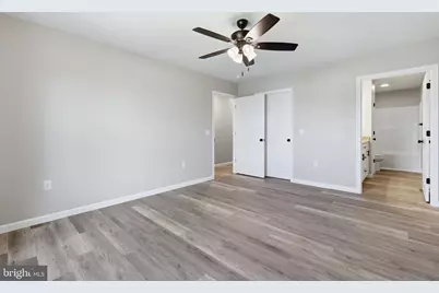 342 W Fairfax Avenue, Elkton, VA 22827 - Photo 11
