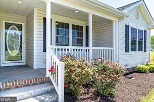106 7th St, Grottoes, VA 24441 - Photo 3