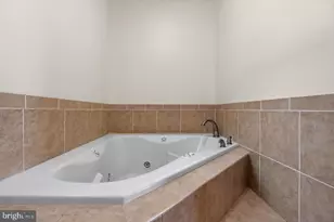 1214 W Peake Ln, Harrisonburg, VA 22802 - Photo 23