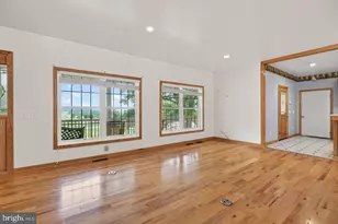1214 W Peake Ln, Harrisonburg, VA 22802 - Photo 9