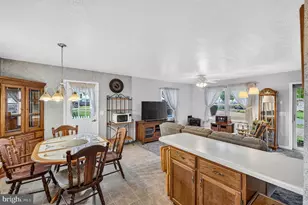 229 1st St, Broadway, VA 22815 - Photo 9