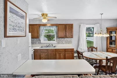 229 1st Street, Broadway, VA 22815 - Photo 3