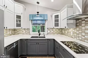 144 Cross Keys Ct, Mc Gaheysville, VA 22840 - Photo 9