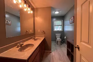 205 10th St, Grottoes, VA 24441 - Photo 11