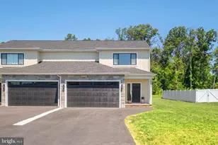10235 Dalmatian Dr, Mc Gaheysville, VA 22840 - Photo 1