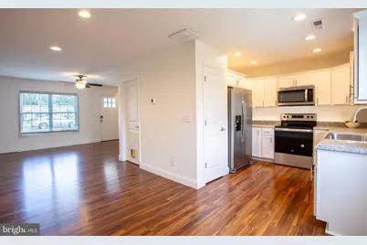 205 15th Street #D, Grottoes, VA 24441 - Photo 7