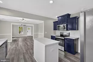 91 Grace St, Grottoes, VA 24441 - Photo 17