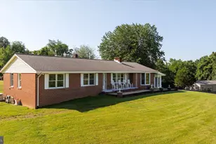 436 Castleton View Rd, Castleton, VA 22716 - Photo 5
