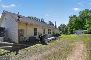 178 Lizzie Mills Rd, Castleton, VA 22716 - Photo 13