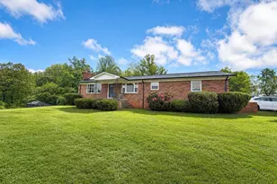 13767 Crest Hill Rd, Flint Hill, VA 22627 - Photo 1