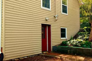 147 Blue Ridge Ave, Chester Gap, VA 22623 - Photo 5